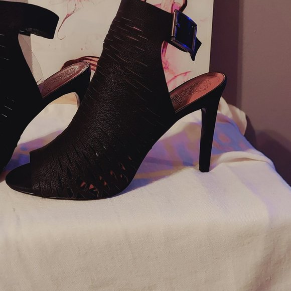 Vince Camuto Shoes Vince Camuto Womens Black Suede Slingback Open